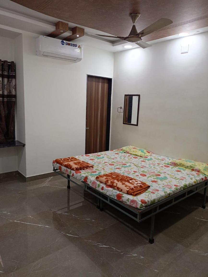 Dwarka Home Stay Eksteriør billede