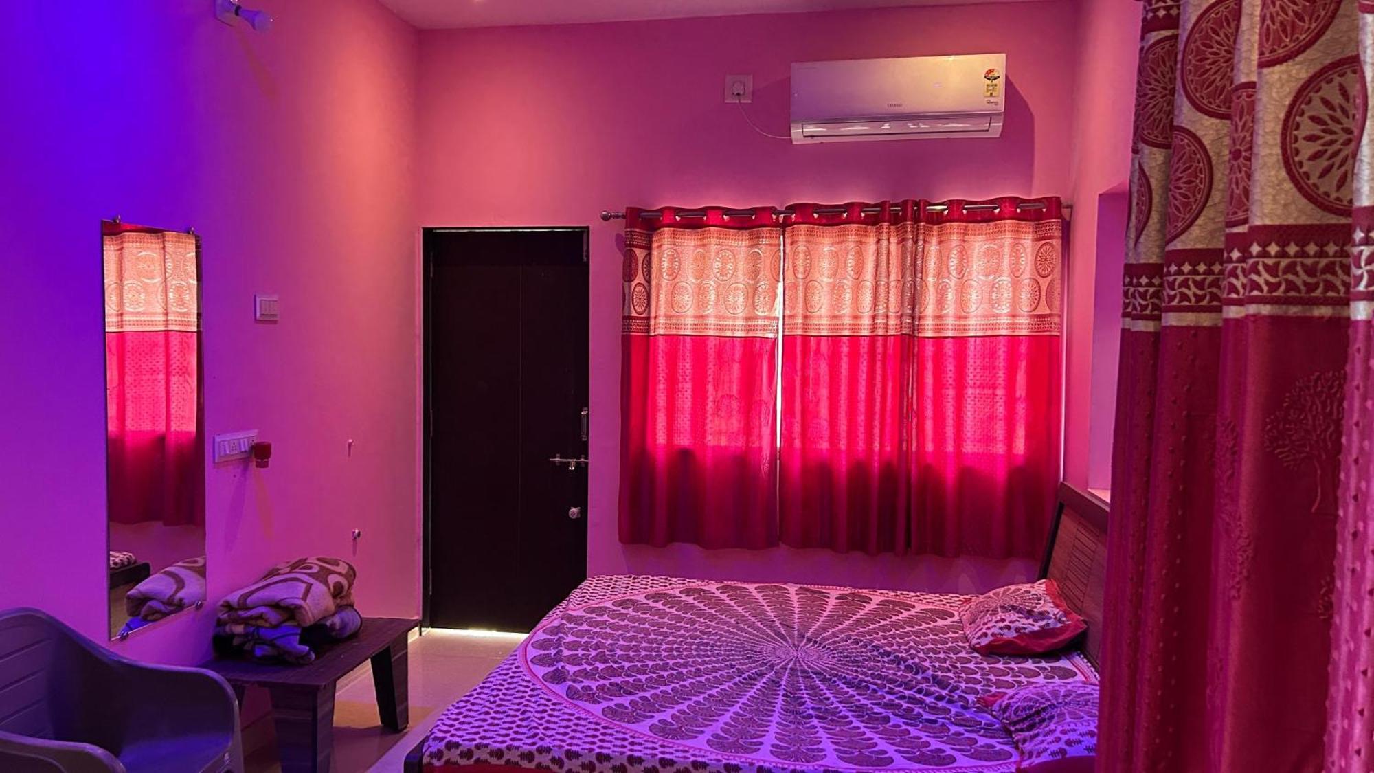 Dwarka Home Stay Eksteriør billede